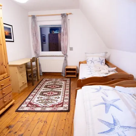 Holiday home Deichstern Hoddersdeich